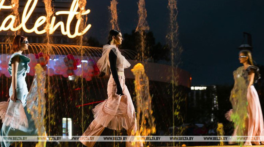 Фестиваль моды и стиля "LookБуг" на День Города в Бресте в июле 2023 года. Фото: БЕЛТА.