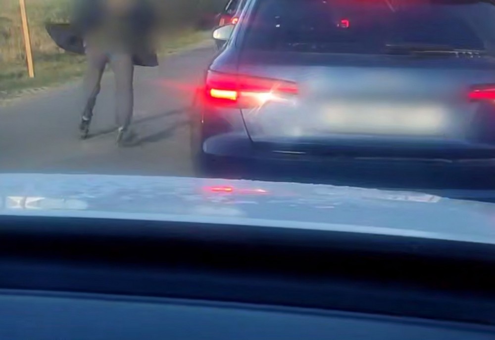 Задержание мужчины в машине. Скриншот видео МВД