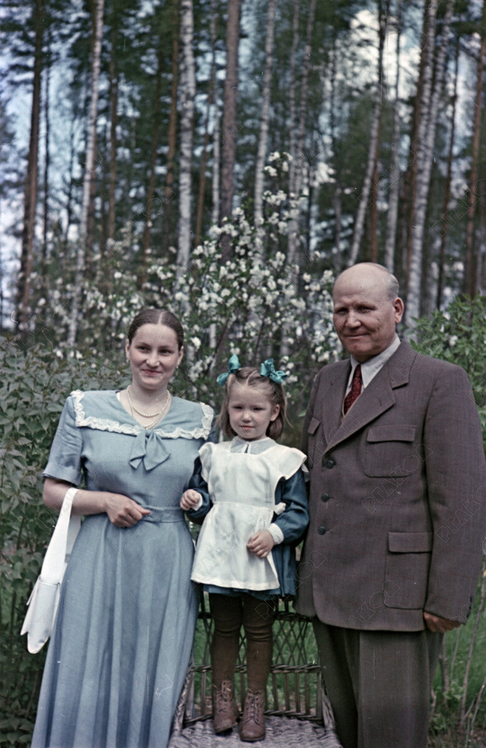 Иван Конев с женой и дочерью.