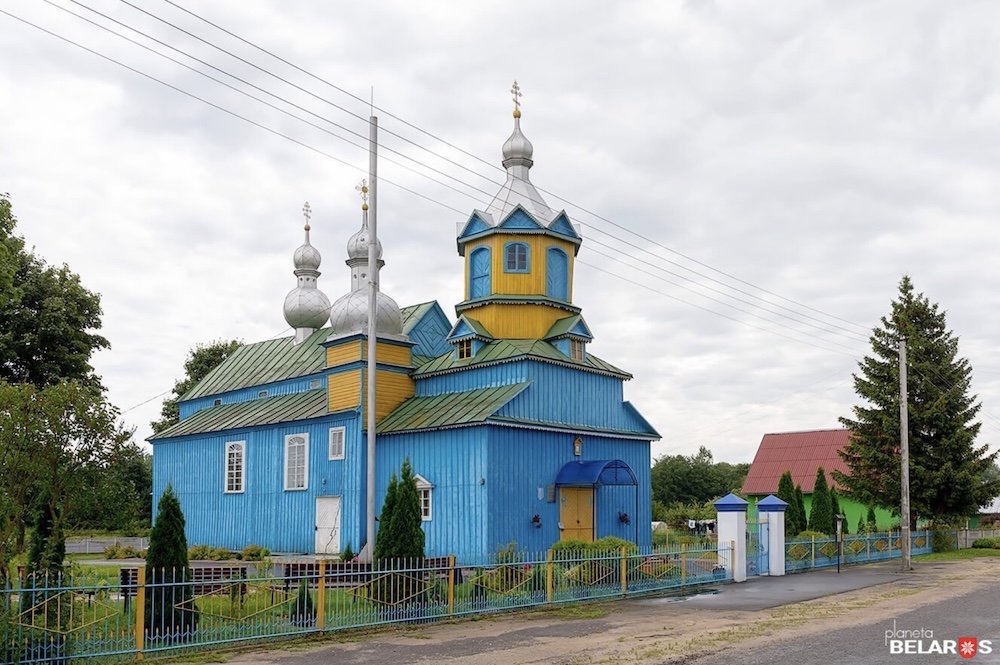 Деревянная церковь святого Архангела Михаила в агрогородке Степанки Жабинковского района