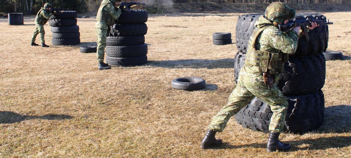 Плановые учебные стрельбы. Фото: Пинский пограничный отряд