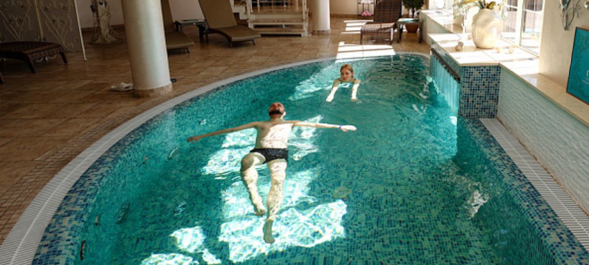 Санаторий, бассейн, отдых