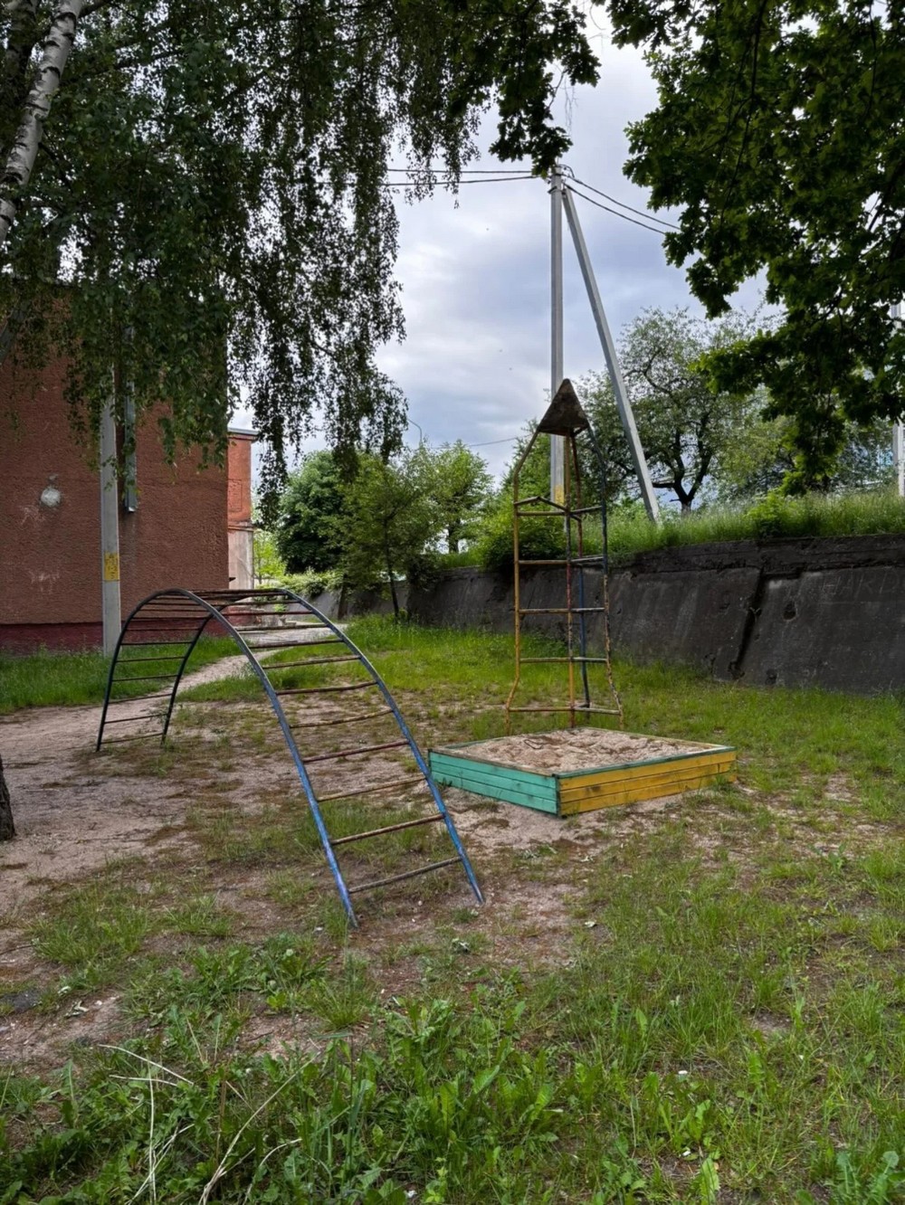 Детская площадка в Слониме