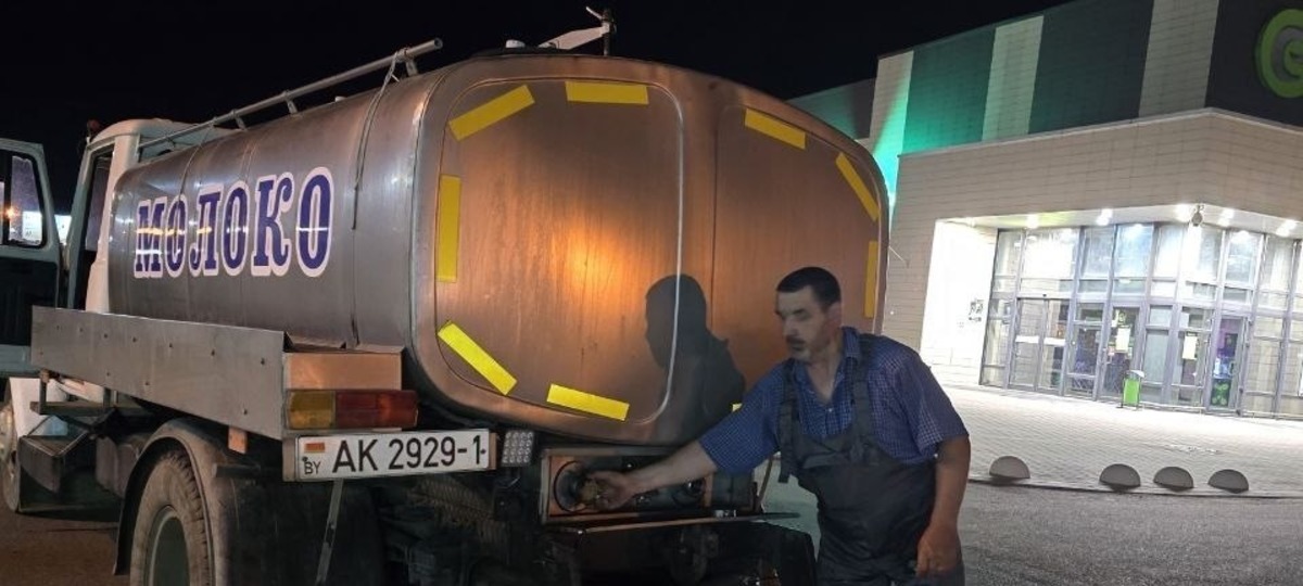 Подвоз воды в Кобрине ночью 22 июня 2026 года