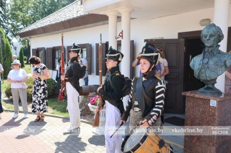 В Кобрине состоялся фестиваль в честь победы над Наполеоном в 1812 году
