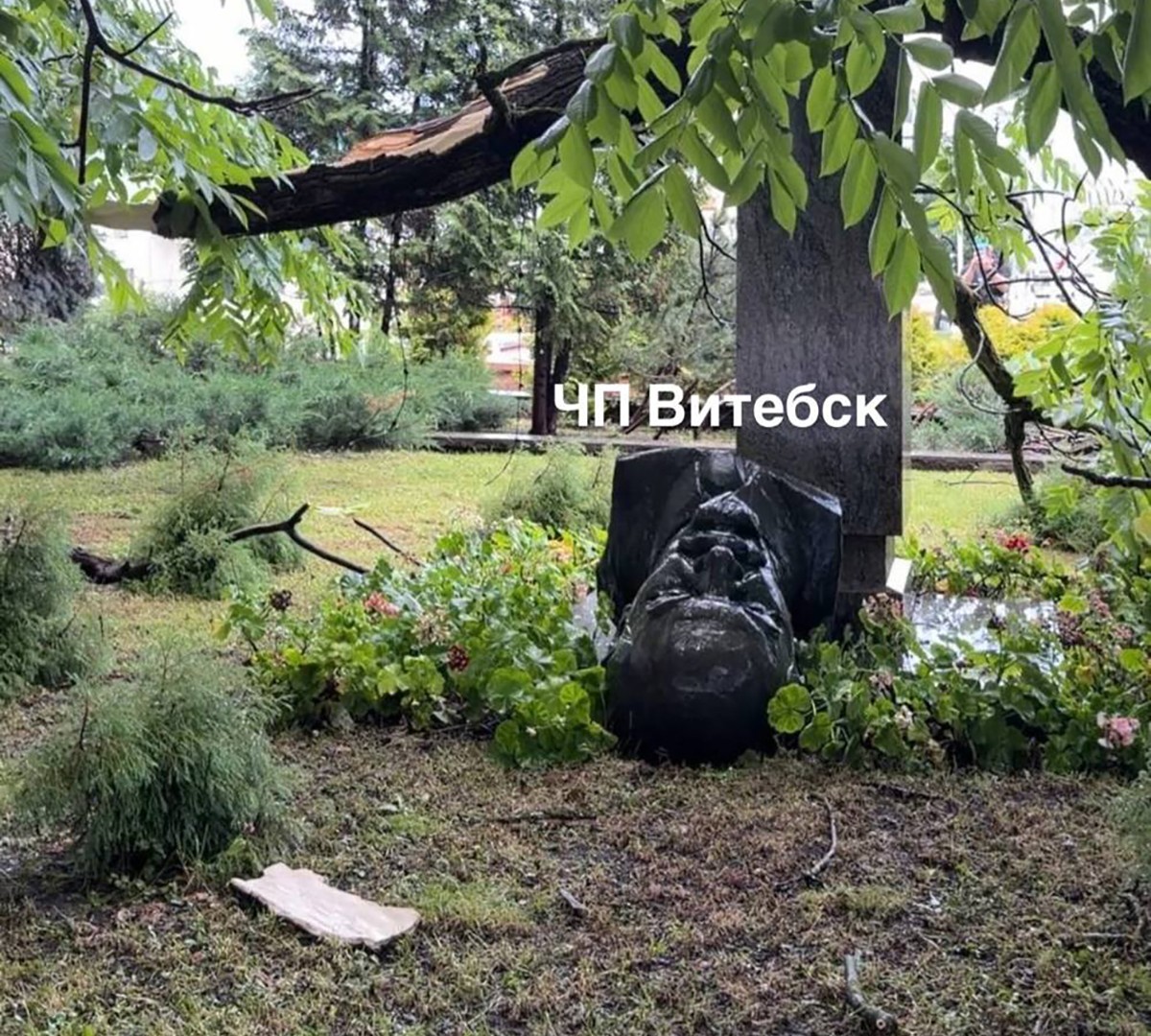 памятник Ленину